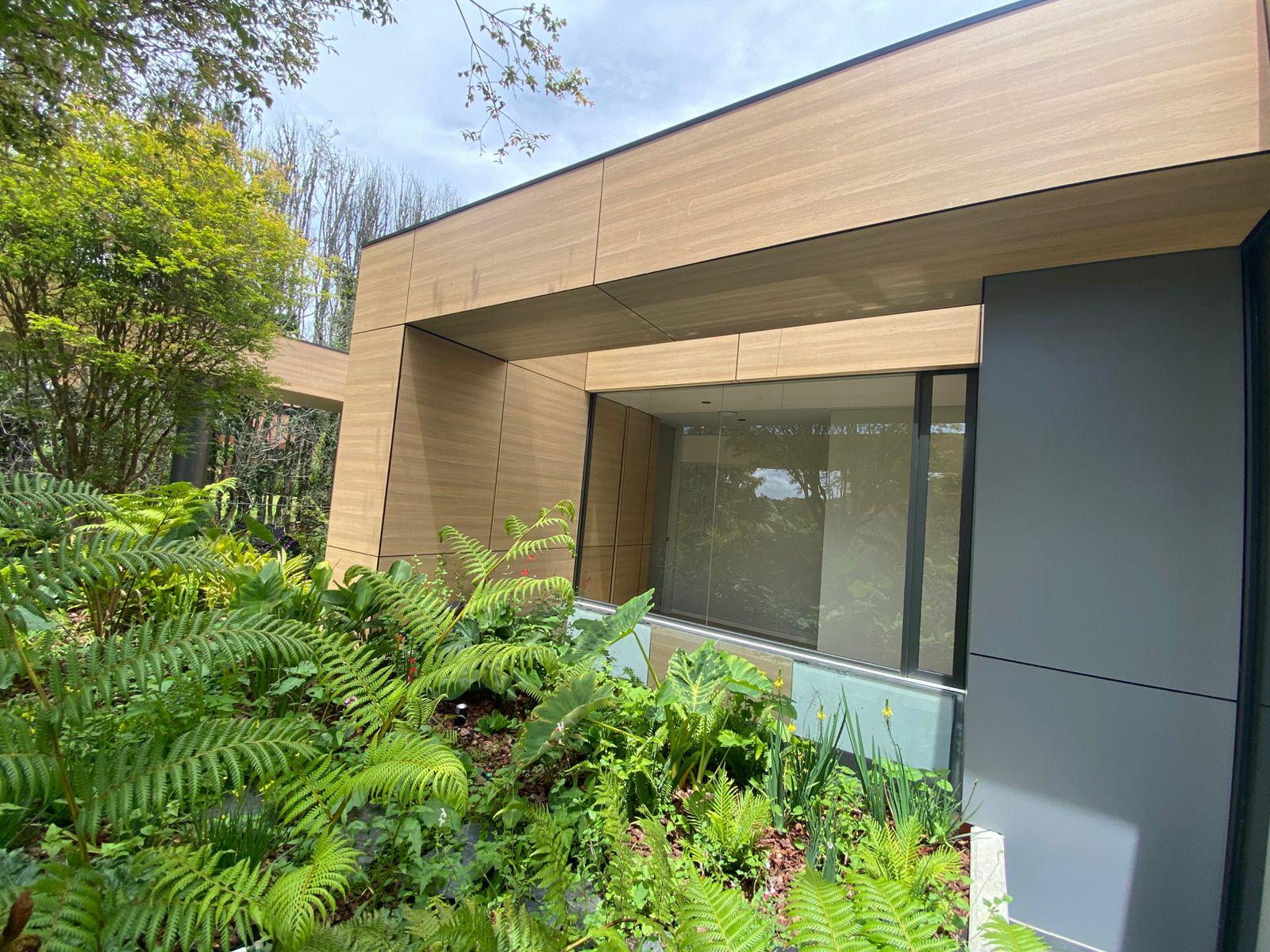 Fachadas y revestimientos Hunter Douglas